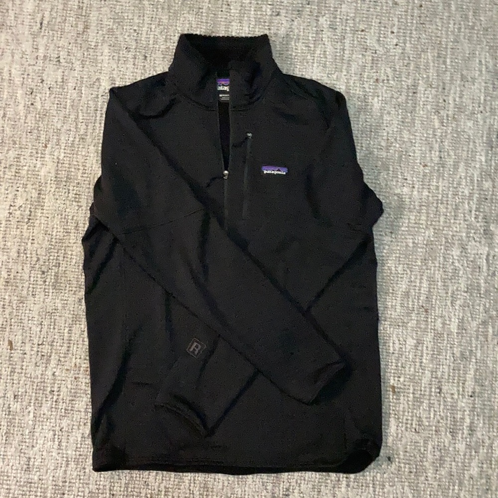 Patagonia Men’s Pullover (Black)